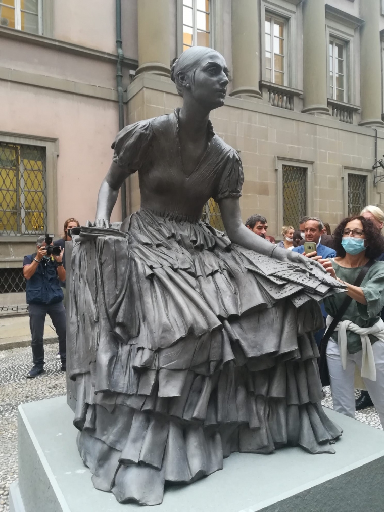 15 settembre 2021, Milano innalza una statua a Cristina Trivulzio di Belgioioso